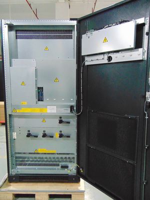UPS de baixa frequência em linha 10-200kVA, alta tensão 480Vac/60Hz