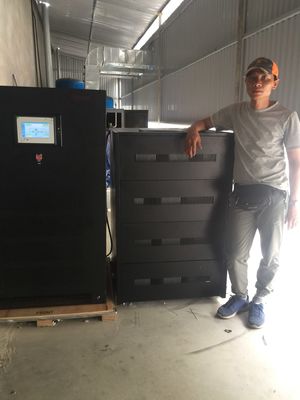 PEII Online UPS de baixa frequência, saída PF 1.0 Fornecimento de energia ininterrupto 10-80kVA