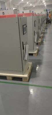 PE-iND II 3/3P ((S6000-33G) 110/ 220/384Vdc 10-200kVA Online Eficiência de arrefecimento por ar do UPS industrial ≥93%